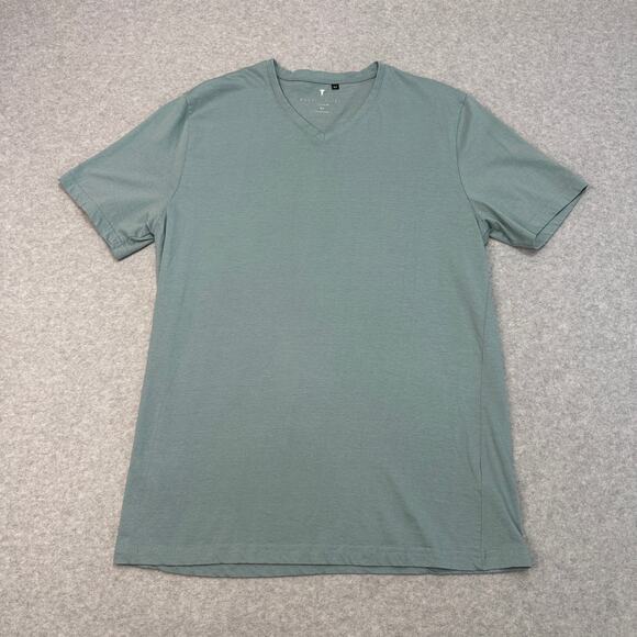 Bundle of 2 T-Shirt Men XL Green V-Neck Pullover Short Sleeve Lightweight Casual - Picture 2 of 10